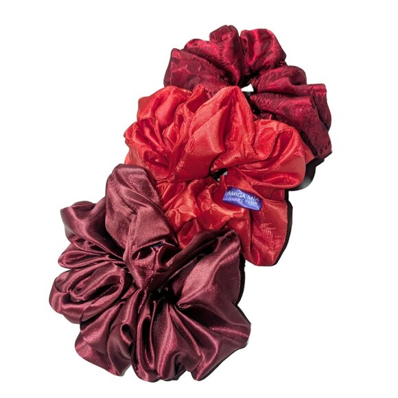 Large satin scrunchie with red and black accents hand crafted - Picture 4 of 4